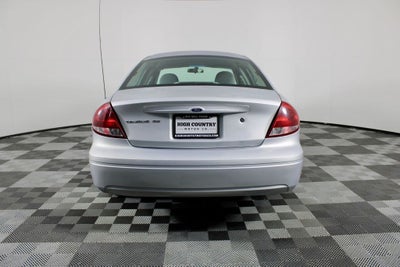2006 Ford Taurus SE