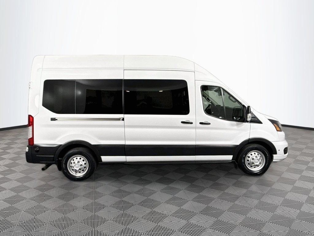 2024 Ford Transit-350 XLT