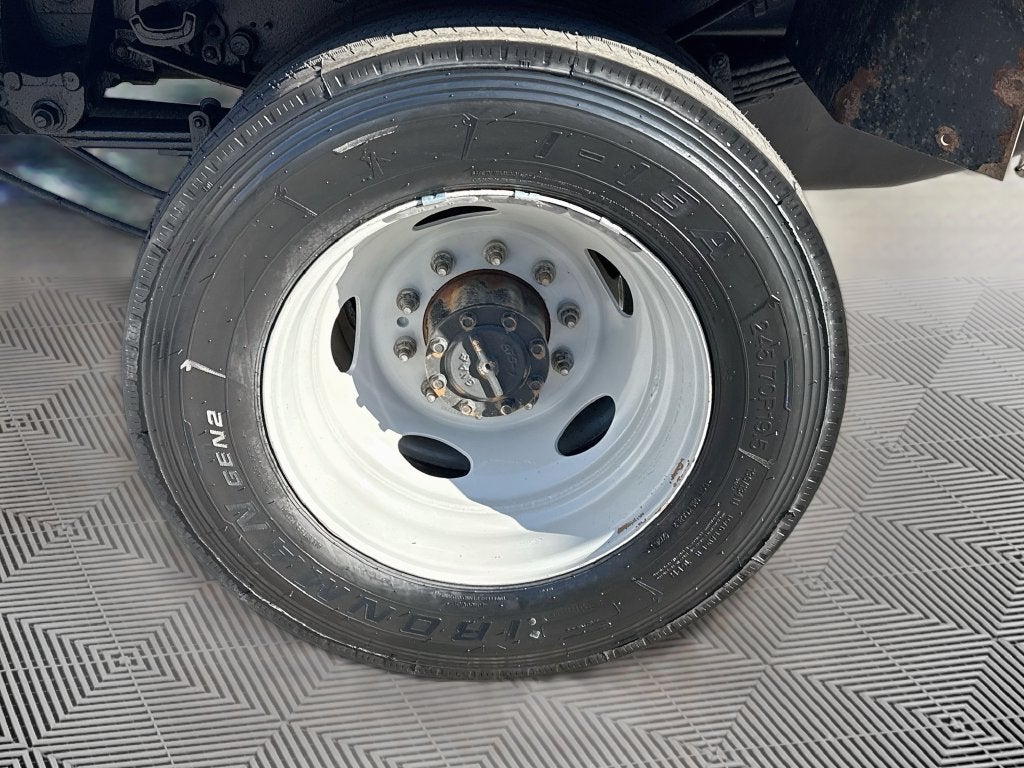 2022 Ford F-550SD XLT DRW
