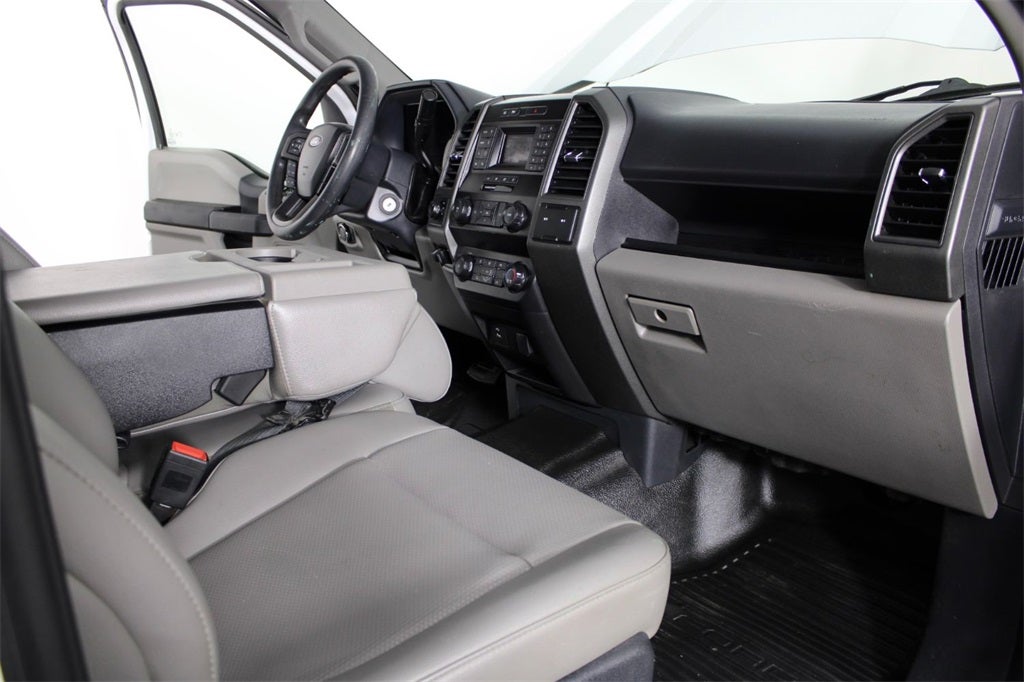 2022 Ford F-350SD XL DRW