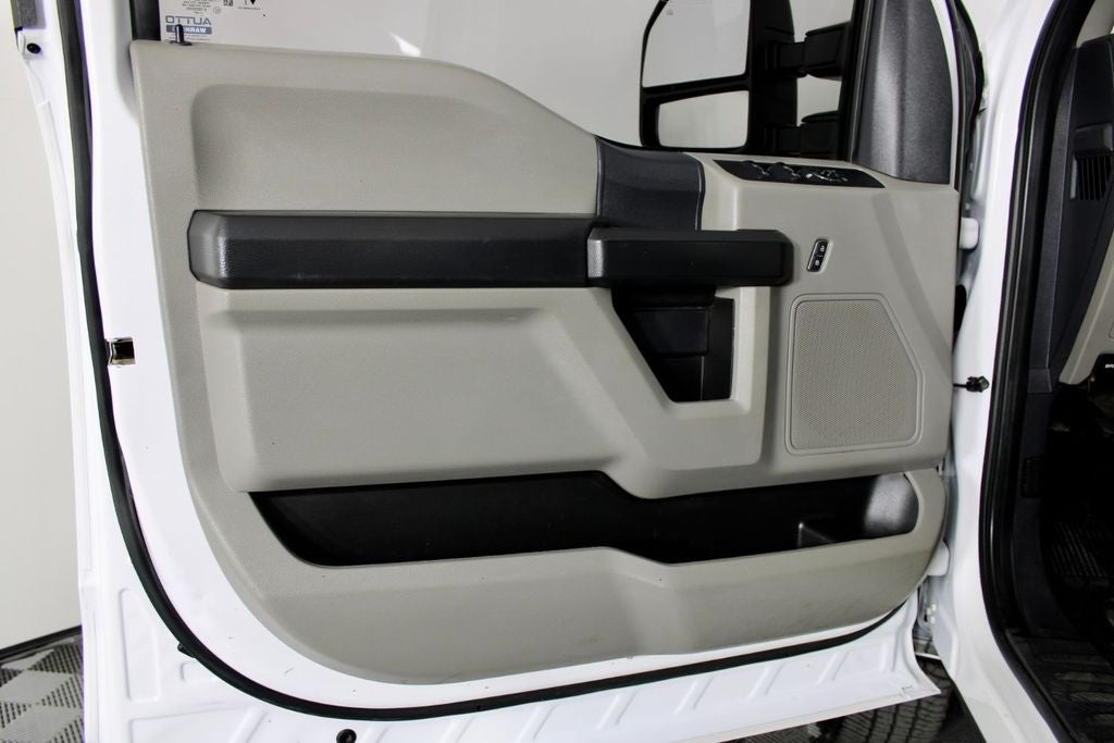 2022 Ford F-350SD XL DRW