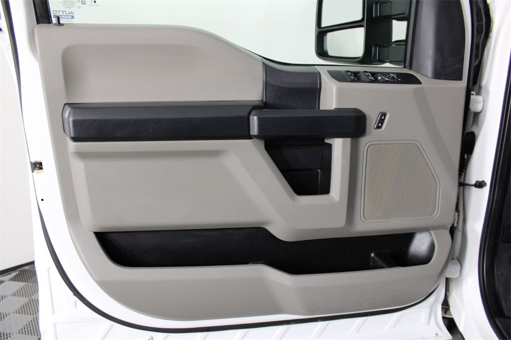 2022 Ford F-350SD XL DRW