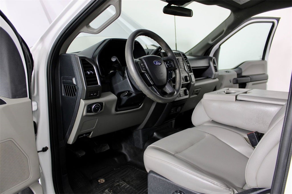 2022 Ford F-350SD XL DRW