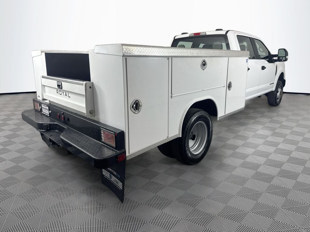 2022 Ford F-350SD XL DRW