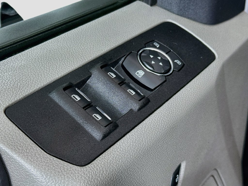 2022 Ford F-350SD XL DRW