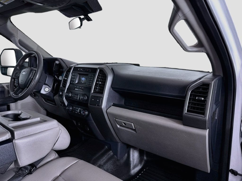 2022 Ford F-350SD XL DRW