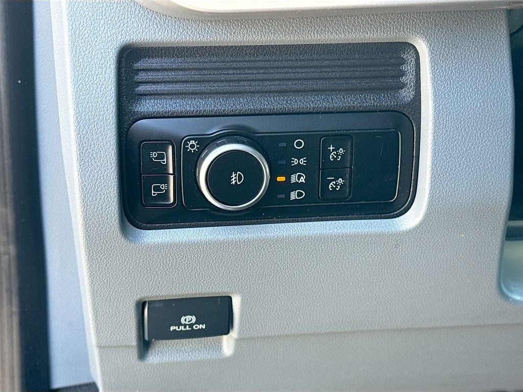 2025 Ford F-550SD XLT DRW