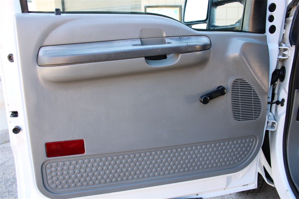 2004 Ford F-450SD XL DRW