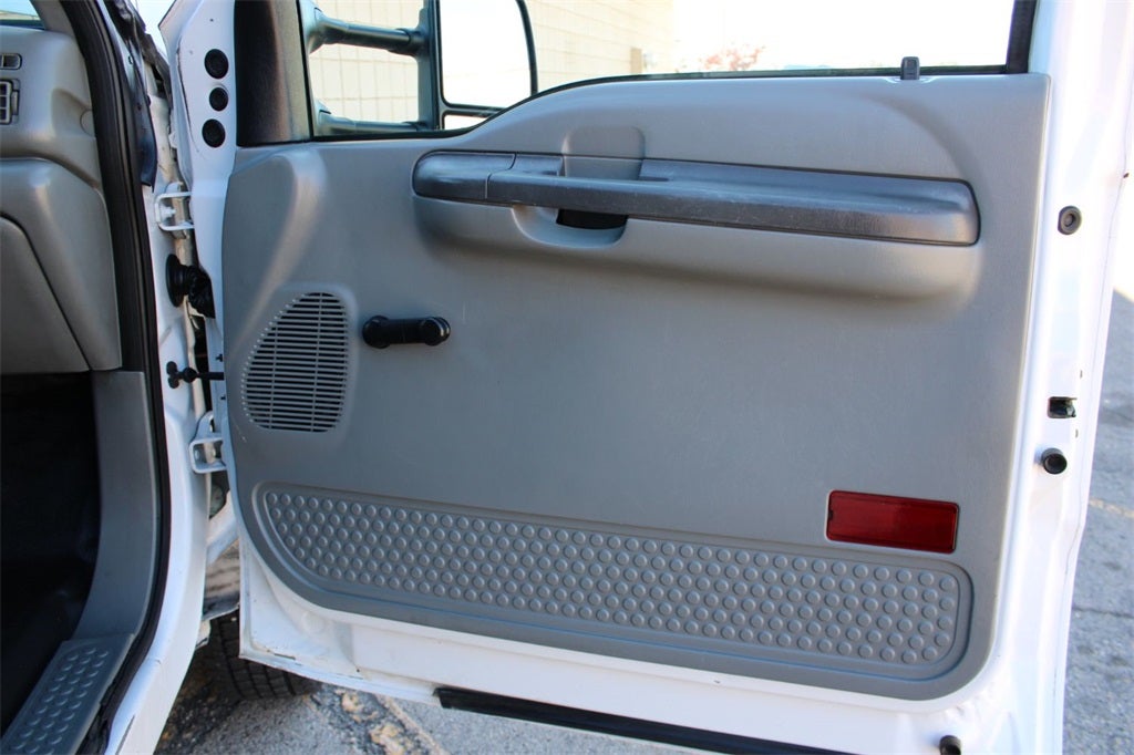 2004 Ford F-450SD XL DRW