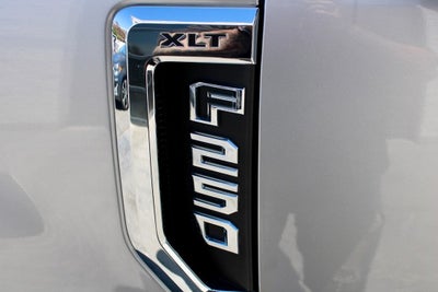 2022 Ford F-250 SD XLT Crew Cab 4WD