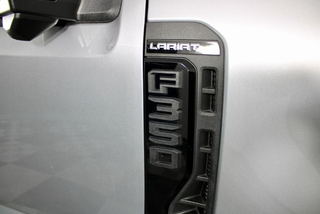 2024 Ford F-350SD Lariat