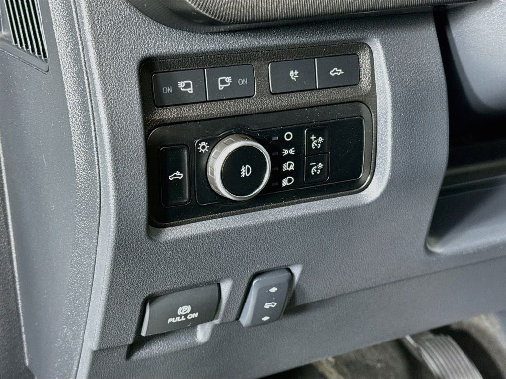 2023 Ford F-350SD Platinum