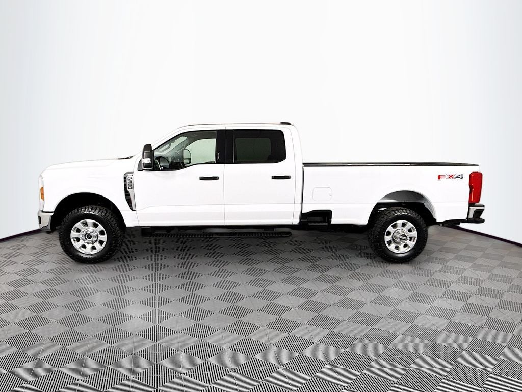 2024 Ford F-350SD XLT