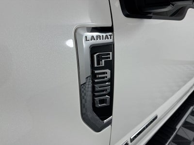 2022 Ford F-350SD Lariat