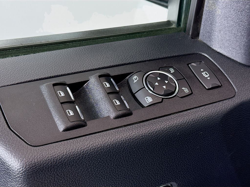 2022 Ford F-350SD Lariat