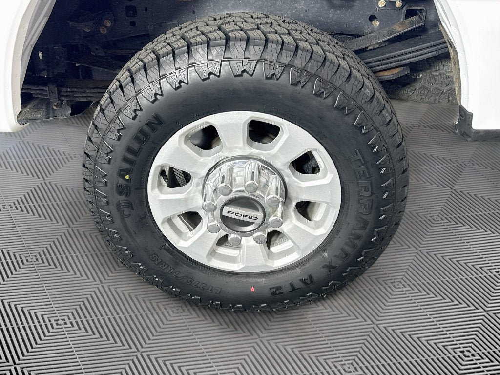 2024 Ford F-350SD XLT