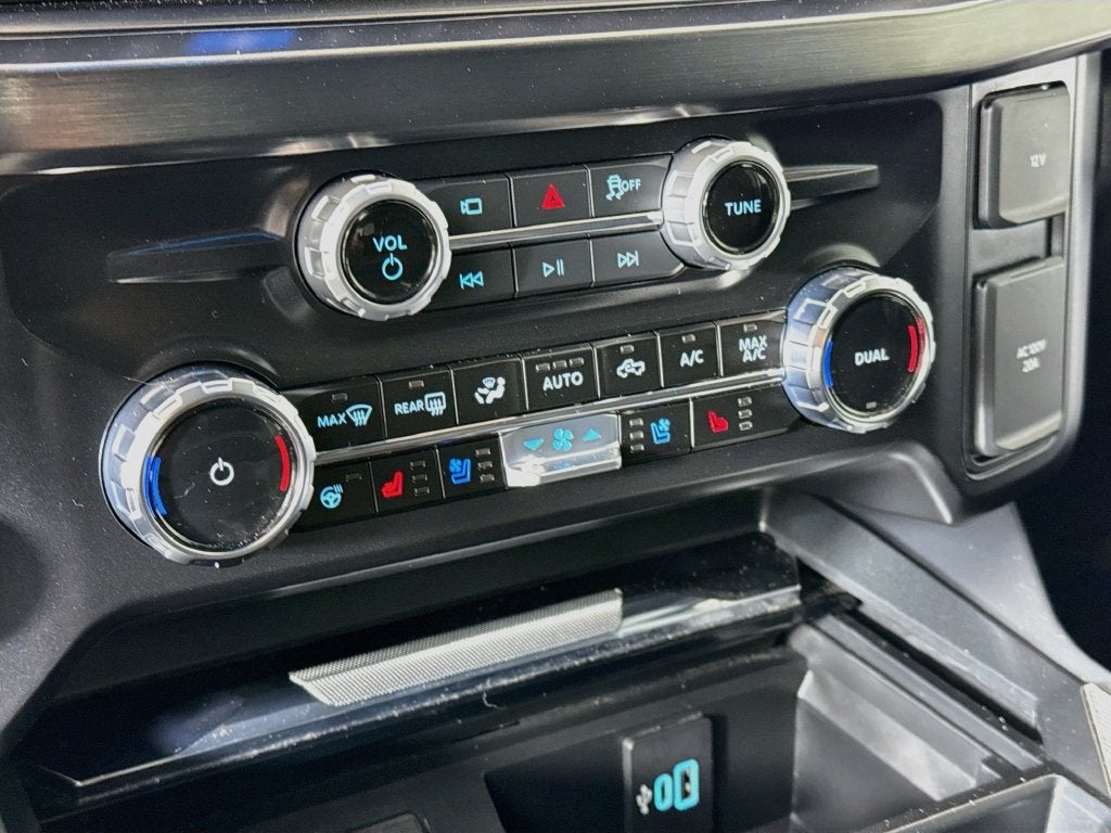 2025 Ford F-350SD Lariat