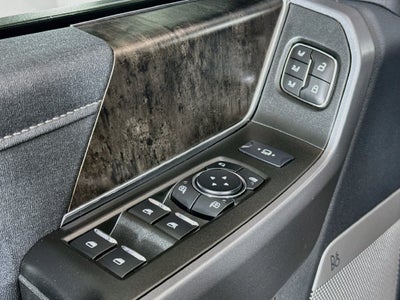 2025 Ford F-350SD Lariat
