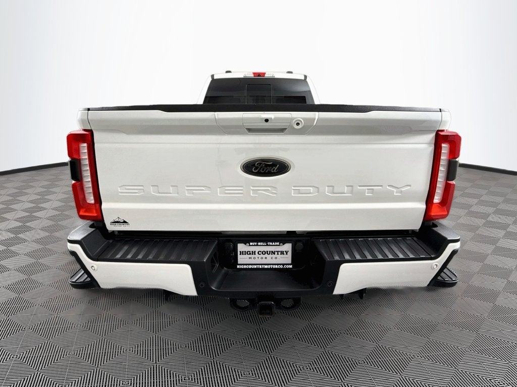 2025 Ford F-350SD Lariat