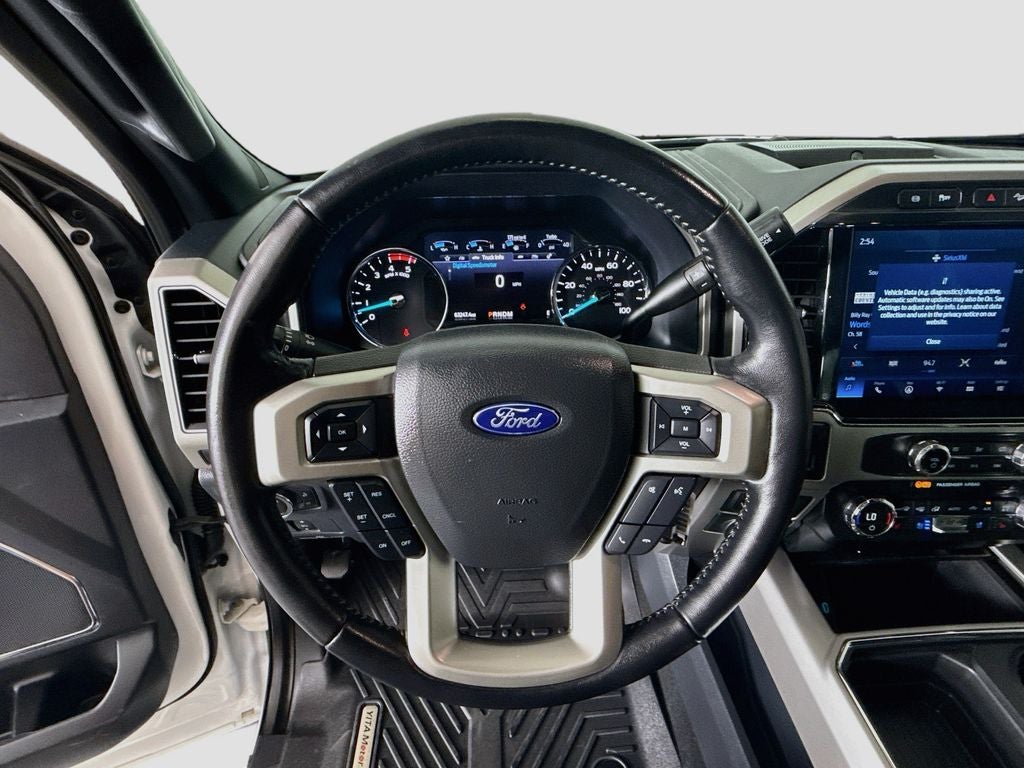 2022 Ford F-350SD Lariat