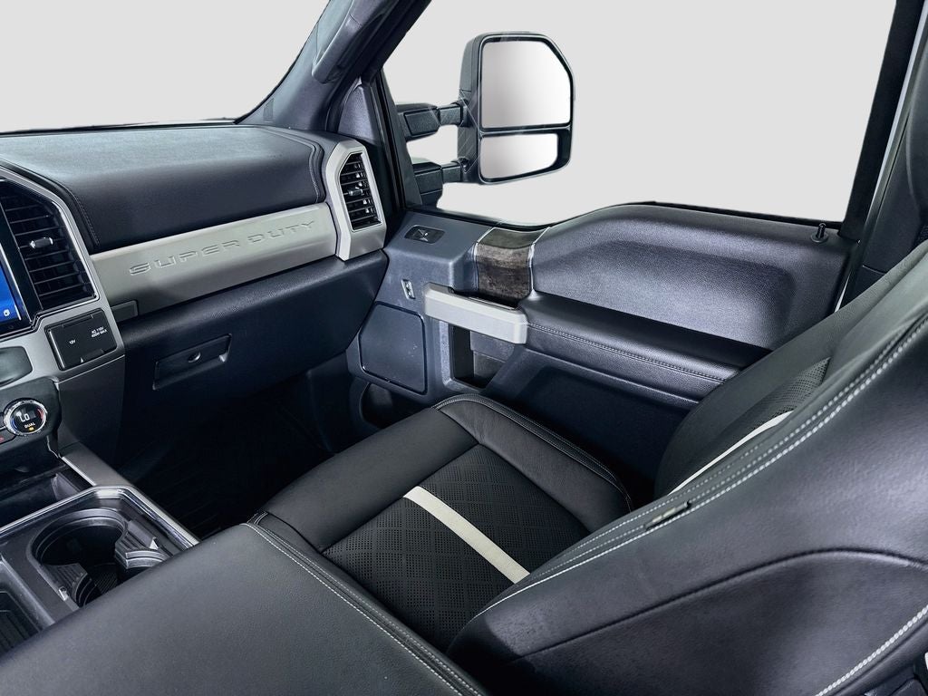 2022 Ford F-350SD Lariat