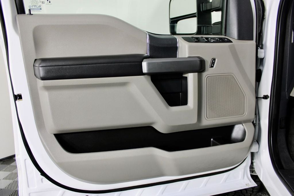 2022 Ford F-350SD XLT