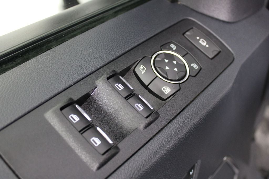 2022 Ford F-350SD Lariat