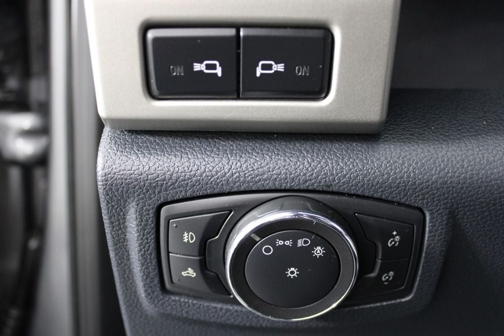 2022 Ford F-350SD Lariat