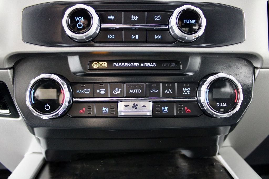 2022 Ford F-350SD Lariat