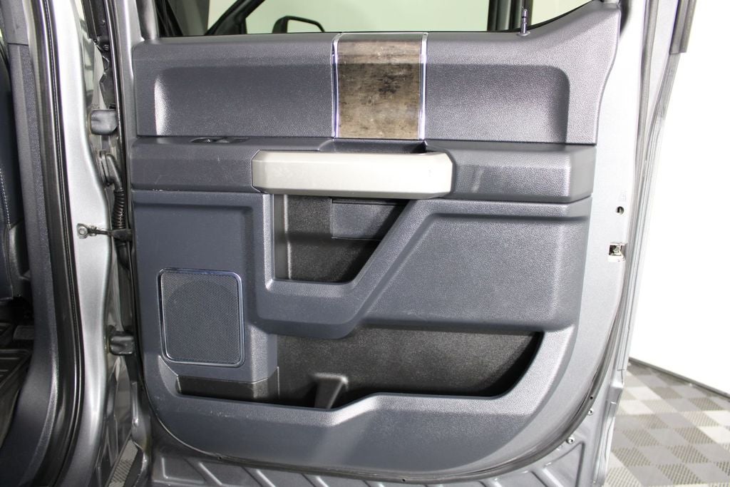 2022 Ford F-350SD Lariat