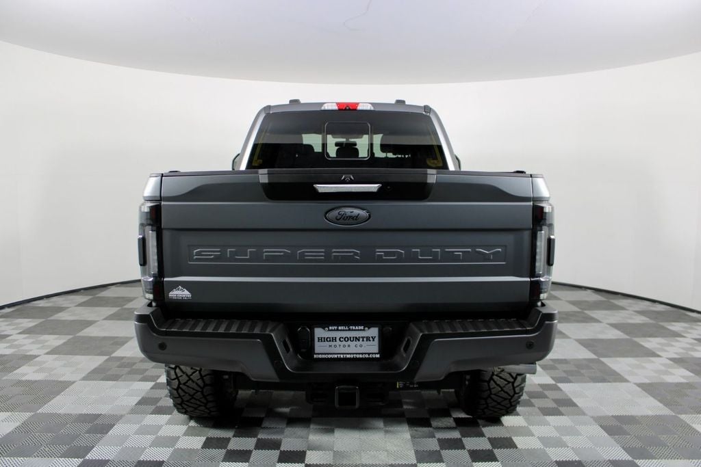 2022 Ford F-350SD Lariat