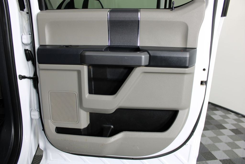 2022 Ford F-350SD XLT DRW