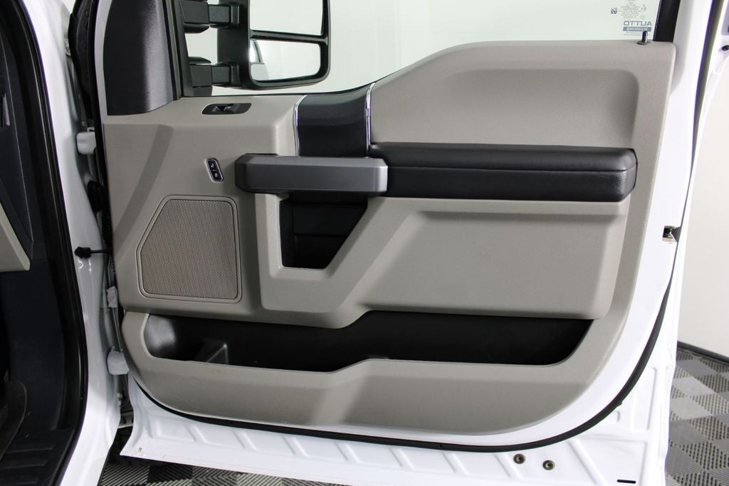 2022 Ford F-350SD XLT DRW