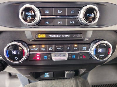 2022 Ford F-350SD Lariat DRW