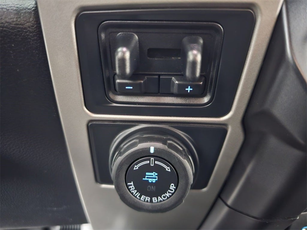 2022 Ford F-350SD Lariat DRW