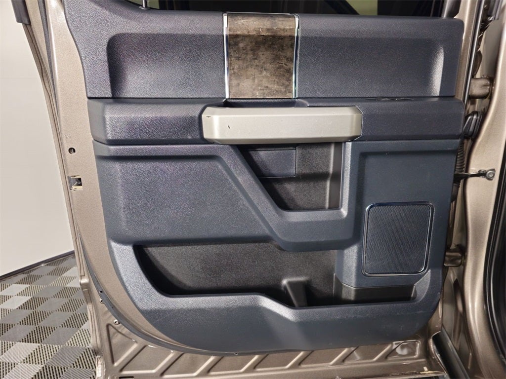 2022 Ford F-350SD Lariat DRW