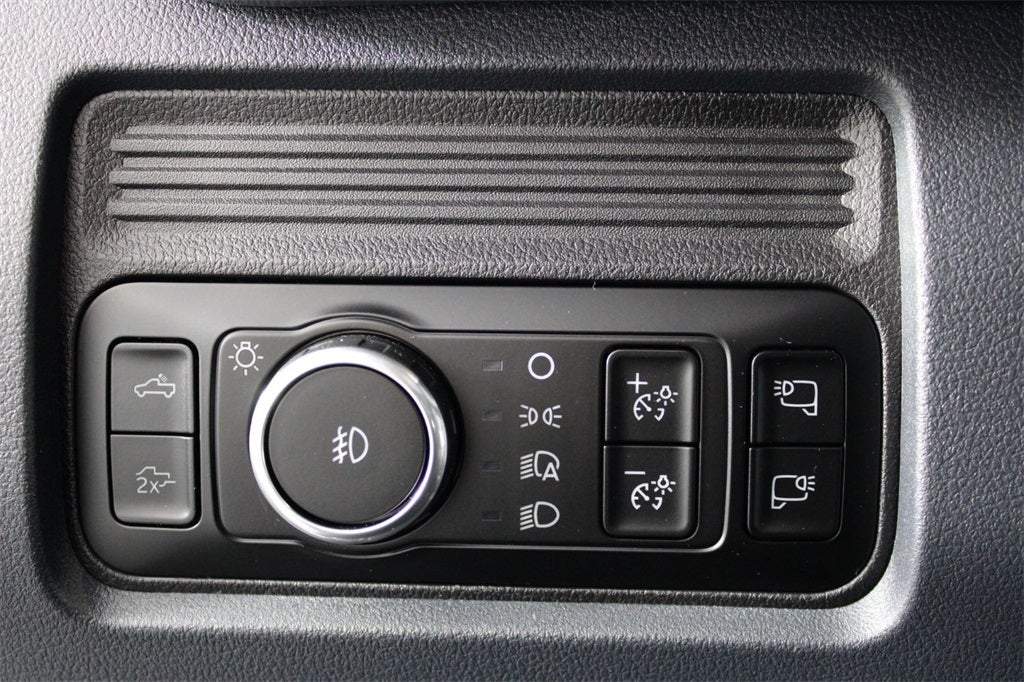 2025 Ford F-450SD Lariat DRW