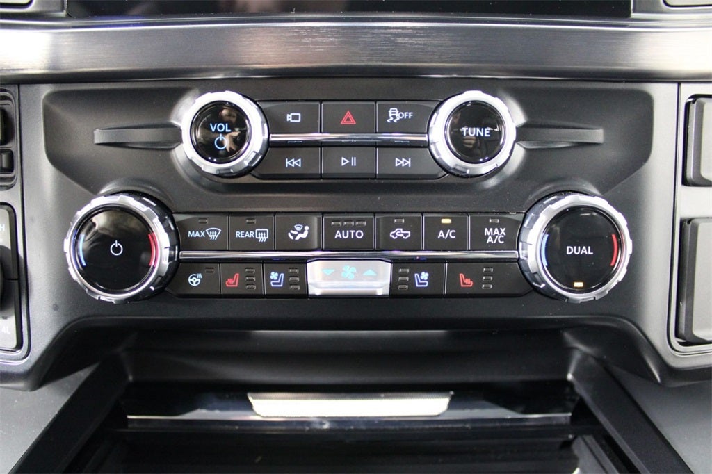 2025 Ford F-450SD Lariat DRW