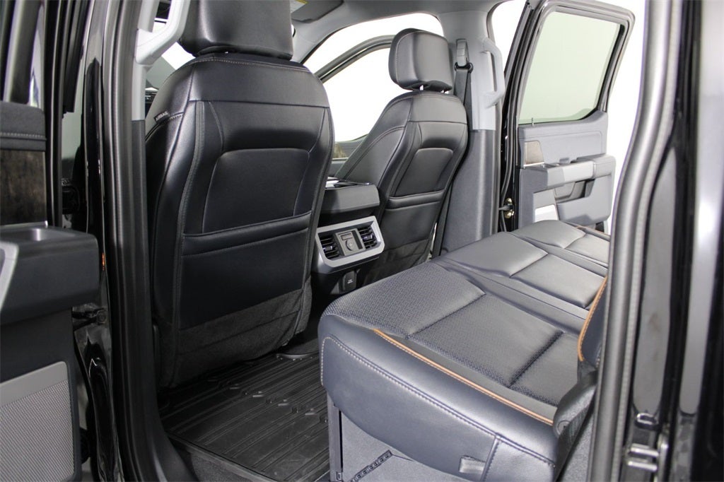 2025 Ford F-450SD Lariat DRW