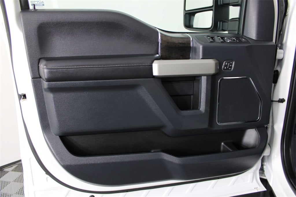 2022 Ford F-450SD Lariat DRW