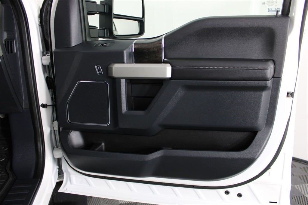 2022 Ford F-450SD Lariat DRW