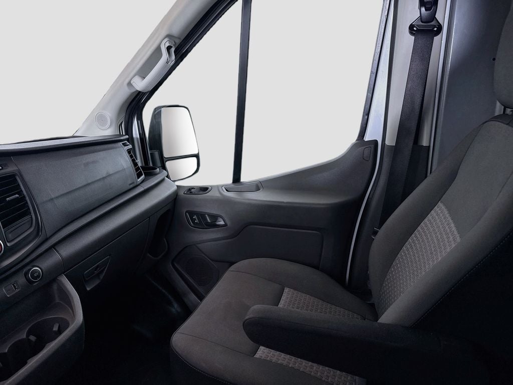 2022 Ford Transit-250 Base