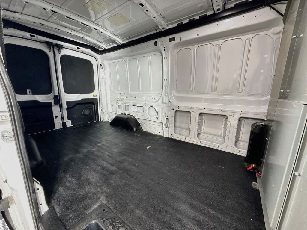 2022 Ford Transit-250 Base