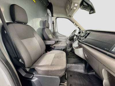 2022 Ford Transit-250 Base