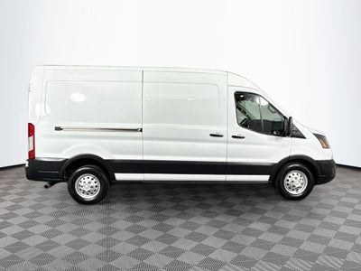2022 Ford Transit-250 Base