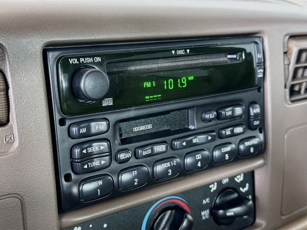 1999 Ford F-250SD Lariat