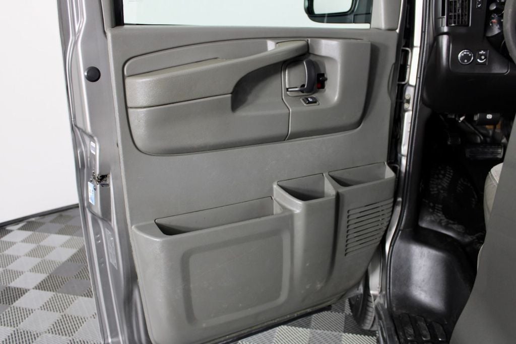 2010 Chevrolet Express 3500 LT Passenger