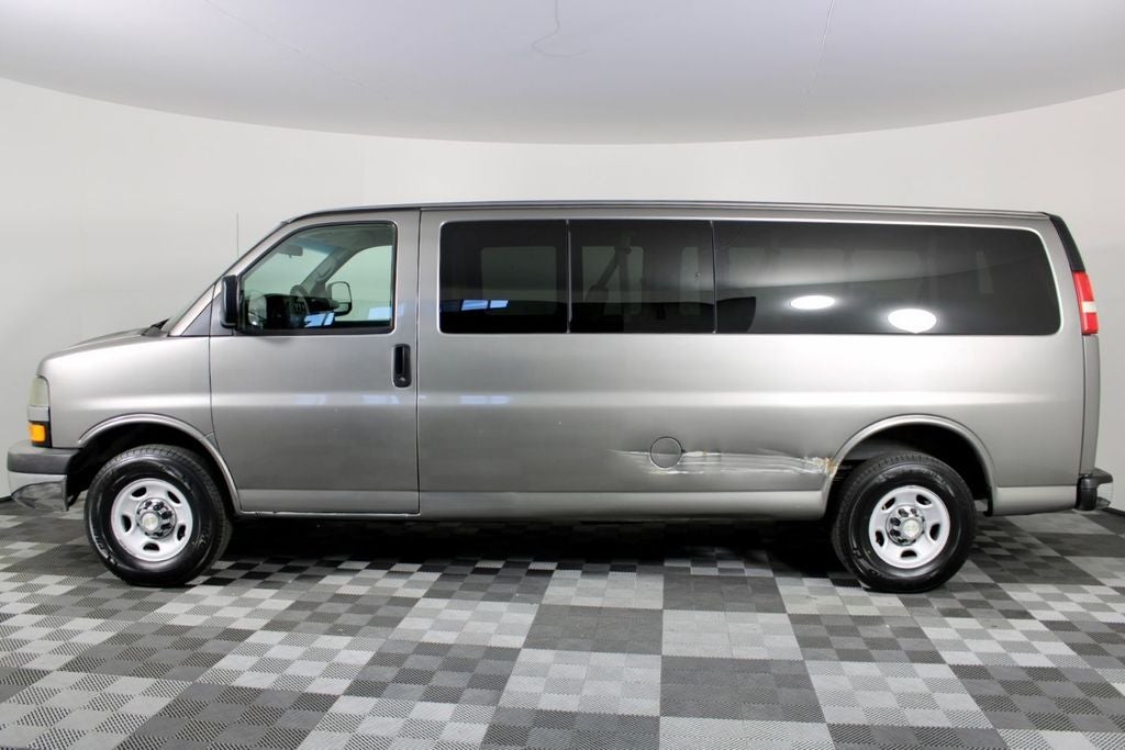 2010 Chevrolet Express 3500 LT Passenger