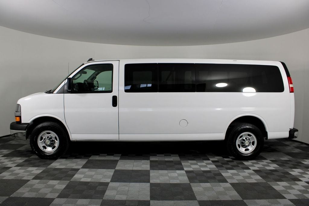2016 Chevrolet Express 3500 LT Passenger
