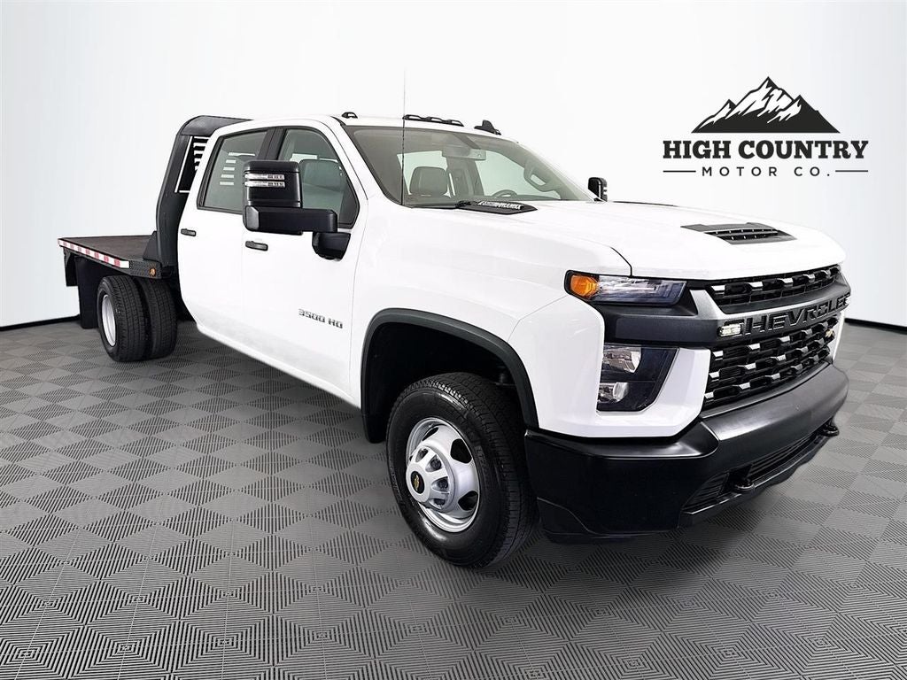 2023 Chevrolet Silverado HD's photo